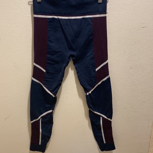 Sweaty betty apres ski leggings - Picture 2 of 3